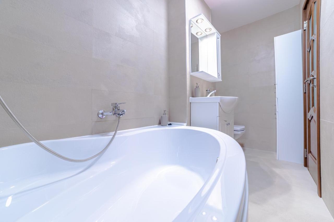 Apartament Garii Braszów Zewnętrze zdjęcie